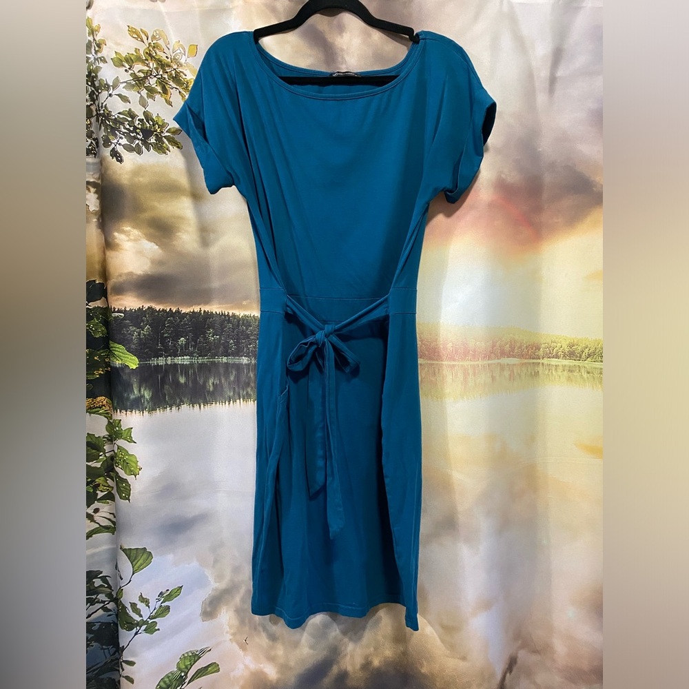 Pretty Garden blue dress